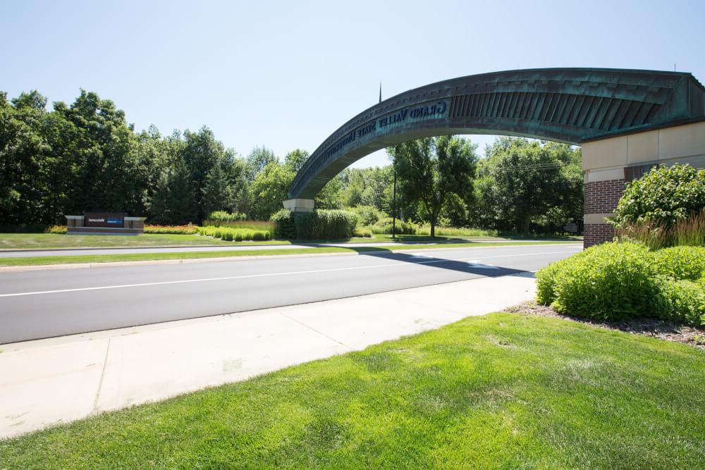 Photo of the GVSU arch.